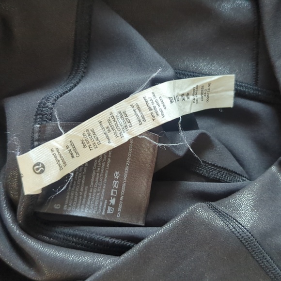 lululemon Align™ High-Rise Pant Shine Black Leggings with Logo Sz 6 - Picture 4 of 5